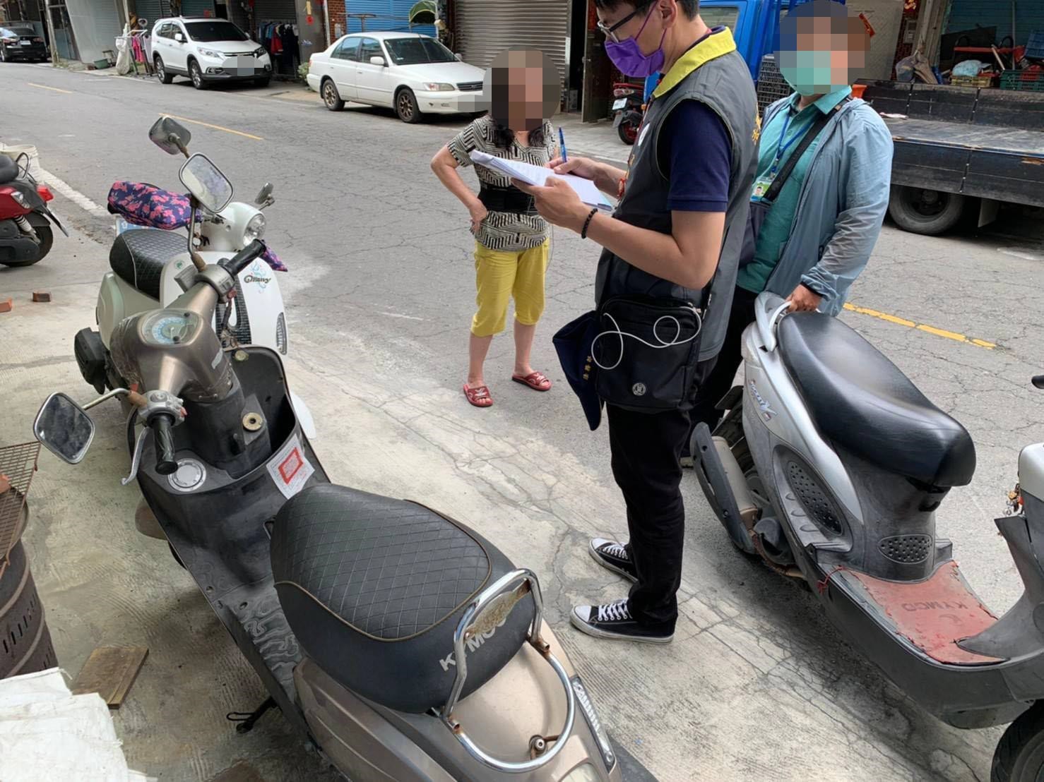 Seizure of obligor Pan’s KIMCO motorcycle
