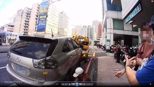 圖片二 高雄分署查封交通違規大戶車輛