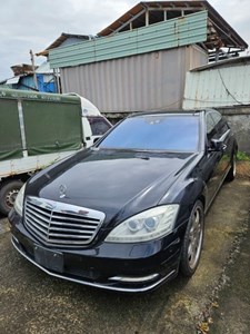 圖一：MERCEDES-BENZ